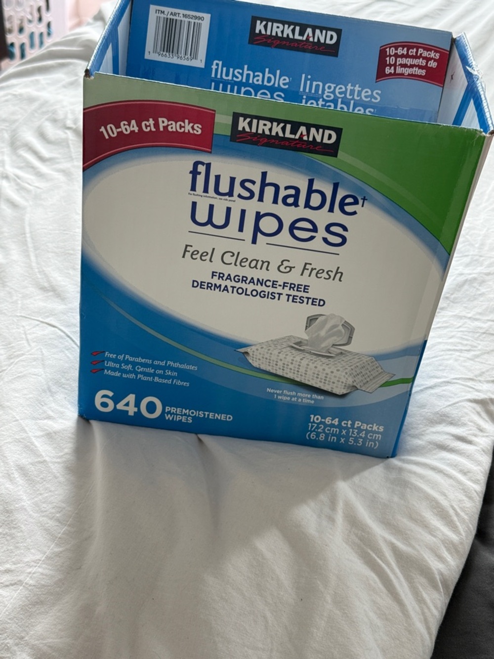 Partial Kirkland Signature Flushable Wipes - Blue & Green Packaging - SEALED